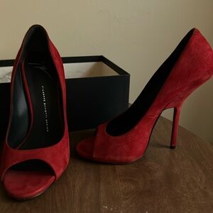 Red Giuseppe Zanotti heels